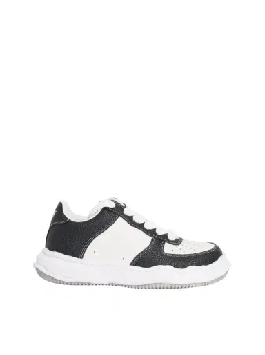 Maison MIHARA YASUHIRO Wayne OG Basket Sneaker in Black/white Black | Thumbnail 1 Maison MIHARA YASUHIRO Wayne OG Basket Sneaker in Black/white Black | Thumbnail 1