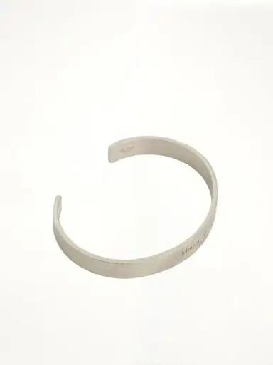 Maison Margiela Large Margiela Logo Cuff Bracelet | Thumbnail 2