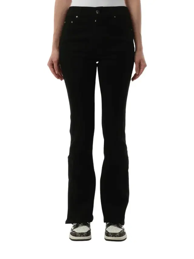 Kick Flare Jeans in Black OD