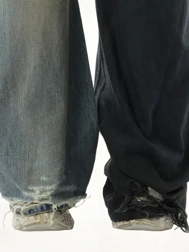 Balenciaga Fifty-fifty Pants in Grey/blue Grey | Thumbnail 2 Balenciaga Fifty-fifty Pants in Grey/blue Grey | Thumbnail 2