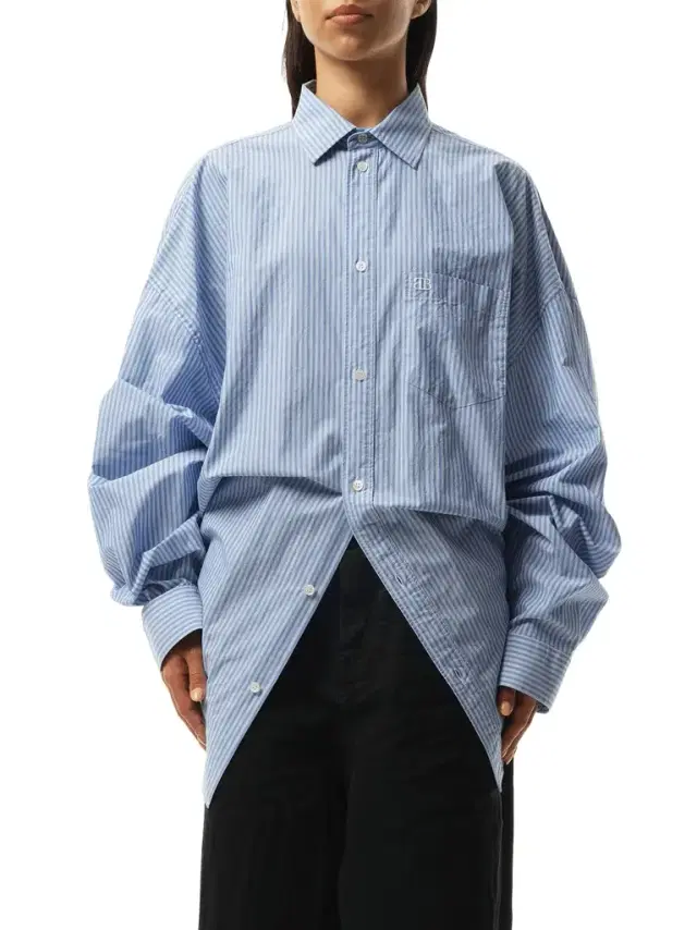 Long Sleeve Knotted Shirt in Blue/white Blue Long Sleeve Knotted Shirt in Blue/white Blue