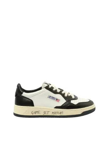 Autry Medalist Low Game Set Bicolour Sneakers in White/black White | Thumbnail 1