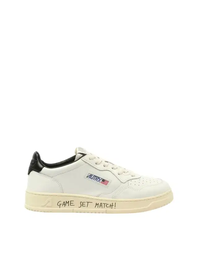 Autry Medalist Low Game Set Sneakers in White/black White