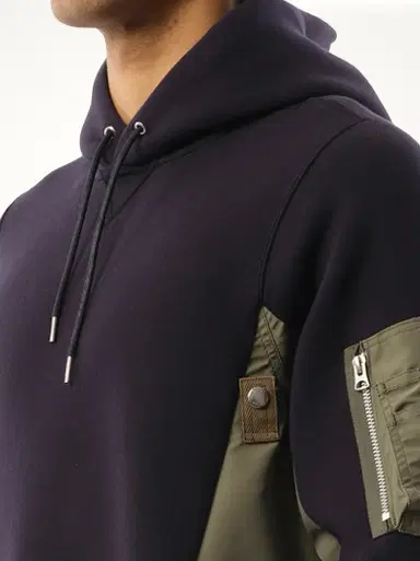 Sacai Sponge Sweat Nylon Twill Hoodie in Navy/khaki | Thumbnail 2