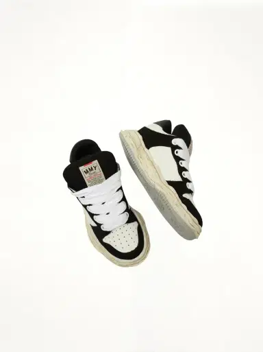 Maison MIHARA YASUHIRO Wayne OG Puffer Sneaker in Black/white Black | Thumbnail 4 Maison MIHARA YASUHIRO Wayne OG Puffer Sneaker in Black/white Black | Thumbnail 4