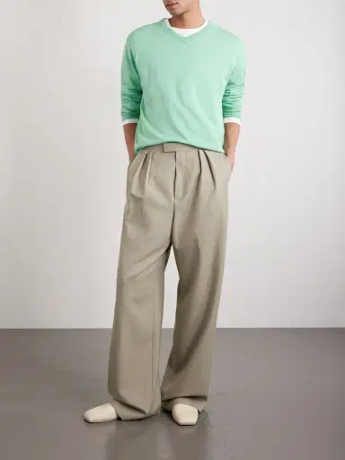 Auralee Cashmere and Silk-Blend Sweater | Thumbnail 2