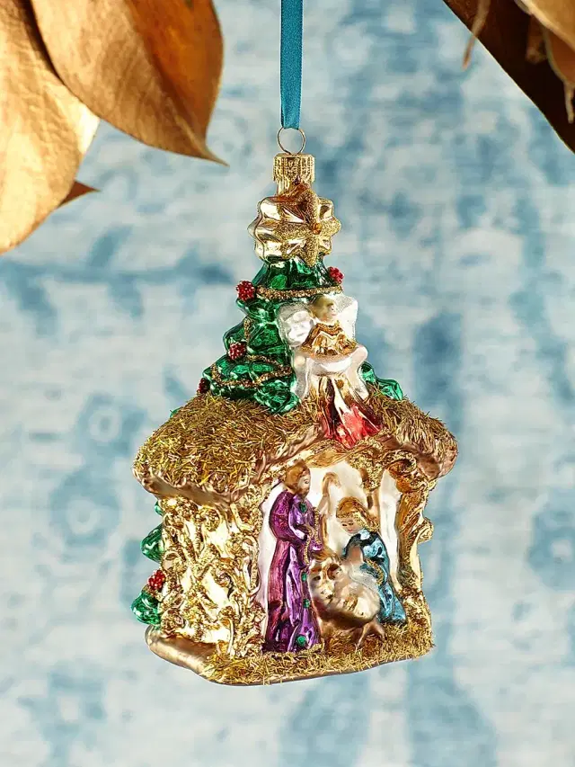 Glassware Art Studio Nativity Glass Ornament