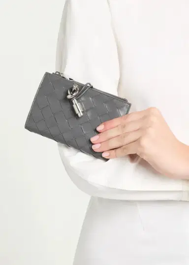 Bottega Veneta Andiamo Medium Leather Bi-Fold Wallet | Thumbnail 2 Bottega Veneta Andiamo Medium Leather Bi-Fold Wallet | Thumbnail 2