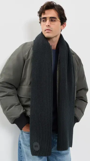 Canada Goose Cashmere Blend Rib Scarf | Thumbnail 2
