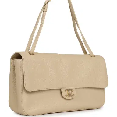 Chanel Chanel Maxi "Souplissimo" Small Flap Bag Light Beige Grained Calfskin Gold Hardware | Thumbnail 2 Chanel Chanel Maxi "Souplissimo" Small Flap Bag Light Beige Grained Calfskin Gold Hardware | Thumbnail 2