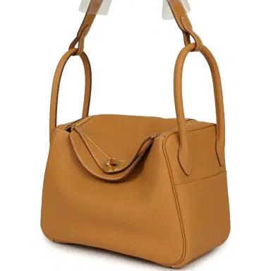 HERMÈS Hermes Lindy 26 Naturel Sable Clemence Gold Hardware | Thumbnail 5 HERMÈS Hermes Lindy 26 Naturel Sable Clemence Gold Hardware | Thumbnail 5