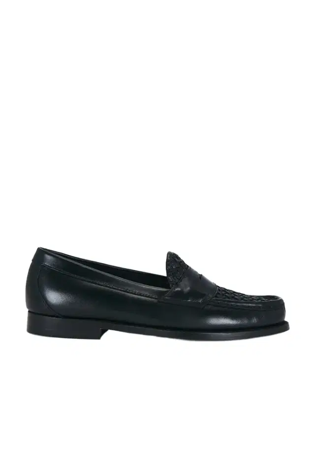 G.H. BASS Logan Weejuns Loafers