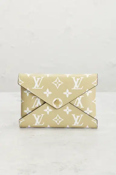 Louis Vuitton Louis Vuitton Limited Edition Monogram Giant Kirigami MM Pochette | Thumbnail 2