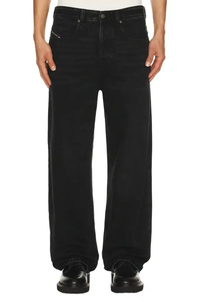 Diesel Relaxed Fit 2001 D-Macro Jean