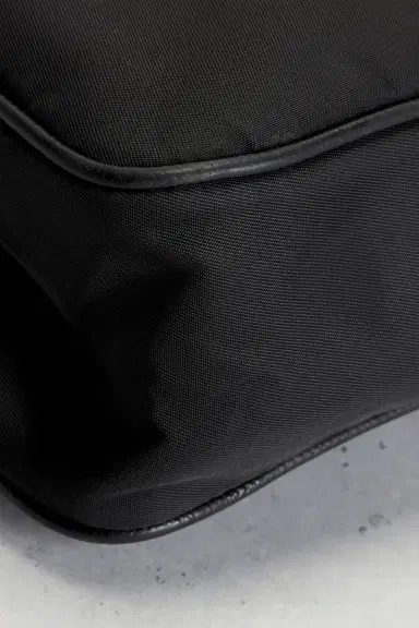 Prada Prada Re-Edition 2005 Re-Nylon Shoulder Bag | Thumbnail 6