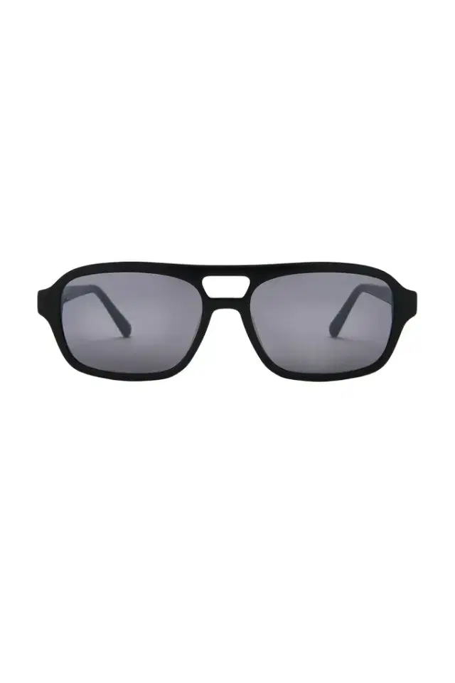 MESSYWEEKEND Burt Sunglasses