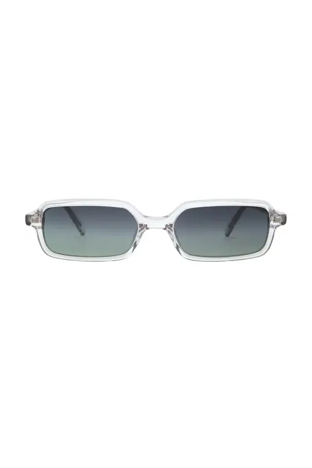 MESSYWEEKEND Milo Sunglasses