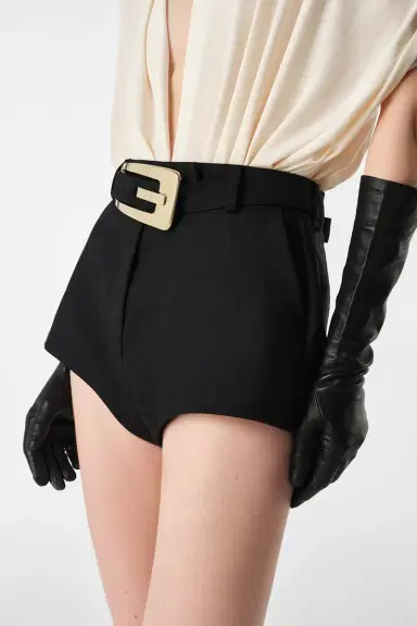REVOLVE LOS ANGELES Heidi Hot Short | Thumbnail 4