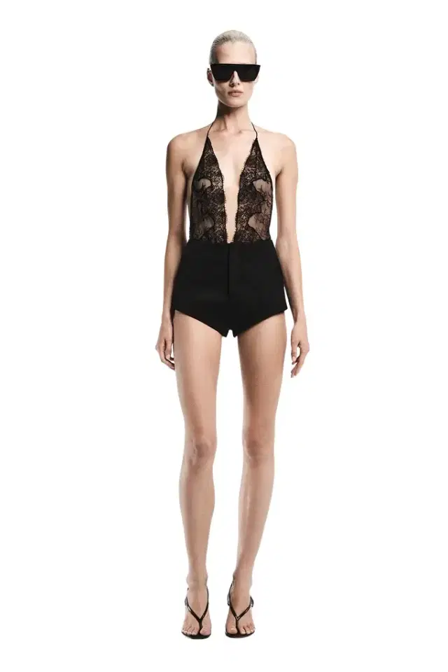 REVOLVE LOS ANGELES Delille Tailored Hot Short