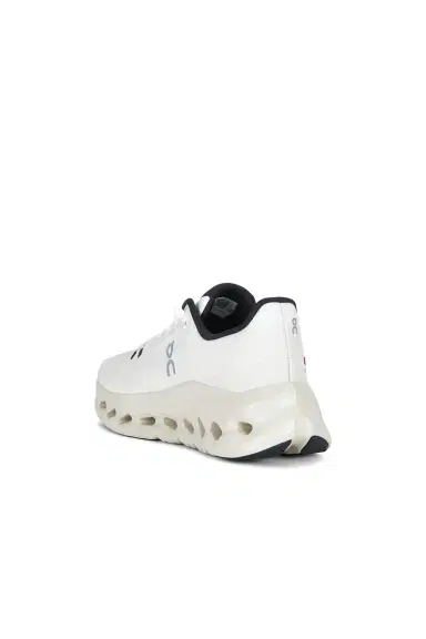 ON Cloudtilt | Thumbnail 3