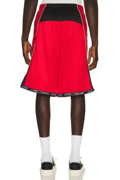 We11Done Sporty Football Jersey Shorts | Thumbnail 2