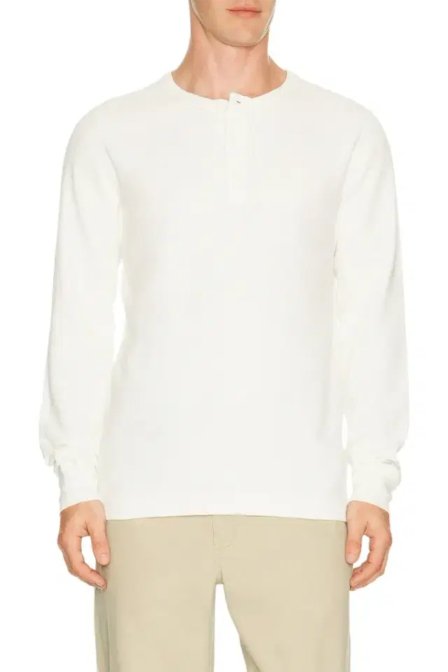 REIGNING CHAMP Lightweight Waffle Standard Henley