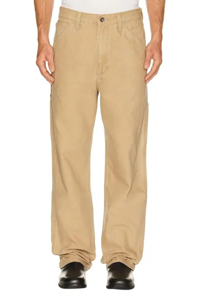 Levi's 568 Loose Straight Carpenter Jeans