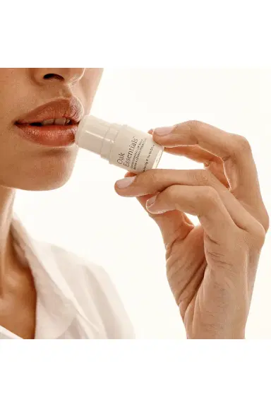 Oak Essentials Conditioning Lip Balm | Thumbnail 4 Oak Essentials Conditioning Lip Balm | Thumbnail 4