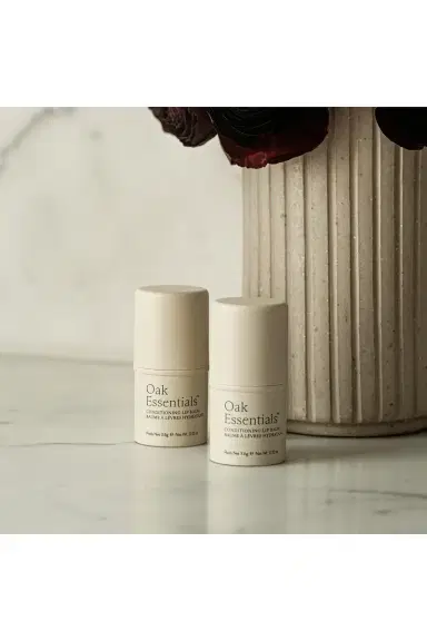 Oak Essentials Conditioning Lip Balm | Thumbnail 6 Oak Essentials Conditioning Lip Balm | Thumbnail 6