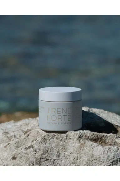 Irene Forte Red Algae Resurfacing Body Exfoliator | Thumbnail 3 Irene Forte Red Algae Resurfacing Body Exfoliator | Thumbnail 3