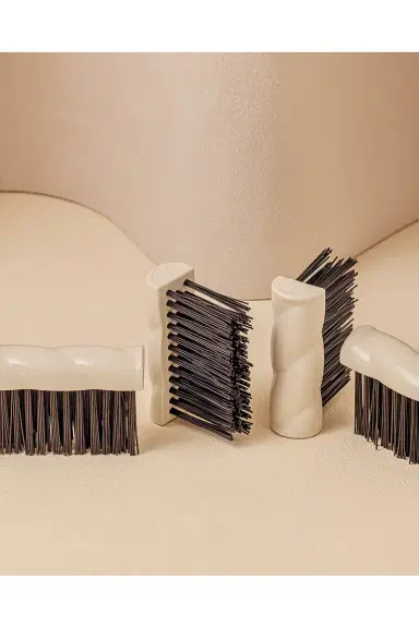 La Bonne Brosse Brush Cleaner Accessory | Thumbnail 3
