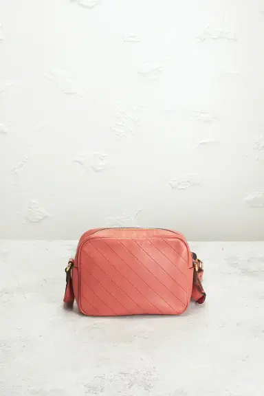 Gucci Gucci Blondie Shoulder Bag | Thumbnail 3