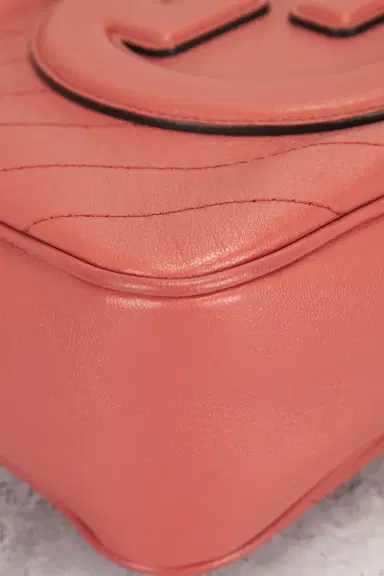Gucci Gucci Blondie Shoulder Bag | Thumbnail 7