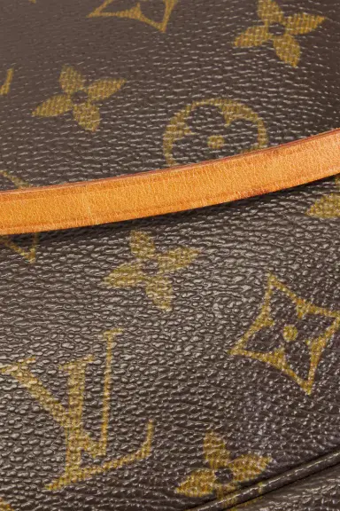 Louis Vuitton Louis Vuitton Monogram Pochette Accessoires Shoulder Bag | Thumbnail 7 Louis Vuitton Louis Vuitton Monogram Pochette Accessoires Shoulder Bag | Thumbnail 7