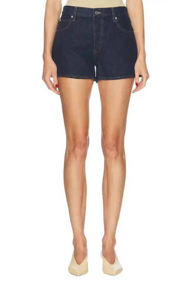 Frame Hang Short