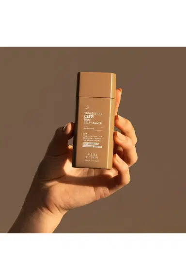 Allies of Skin Sunless Tan SPF 50 Daily Self-Tanner | Thumbnail 10