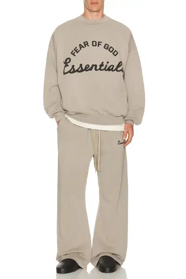 Fear of God Essentials Training 90's Crewneck Sweatshirt | Thumbnail 3
