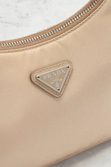Prada Prada Re-Edition 2005 Re-Nylon Shoulder Bag | Thumbnail 5 Prada Prada Re-Edition 2005 Re-Nylon Shoulder Bag | Thumbnail 5