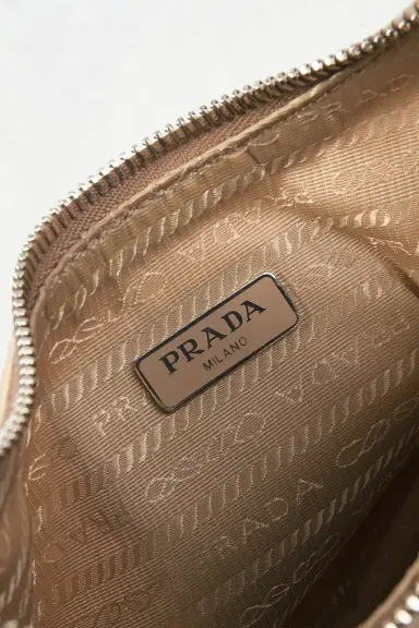 Prada Prada Re-Edition 2005 Re-Nylon Shoulder Bag | Thumbnail 6 Prada Prada Re-Edition 2005 Re-Nylon Shoulder Bag | Thumbnail 6