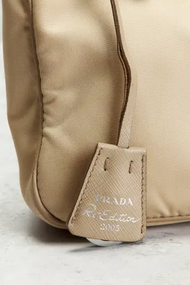 Prada Prada Re-Edition 2005 Re-Nylon Shoulder Bag | Thumbnail 7