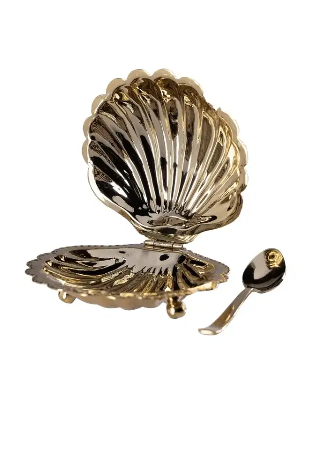 The Favorites Cap Ferrat Fan Shell Lidded Bowl With Spoon