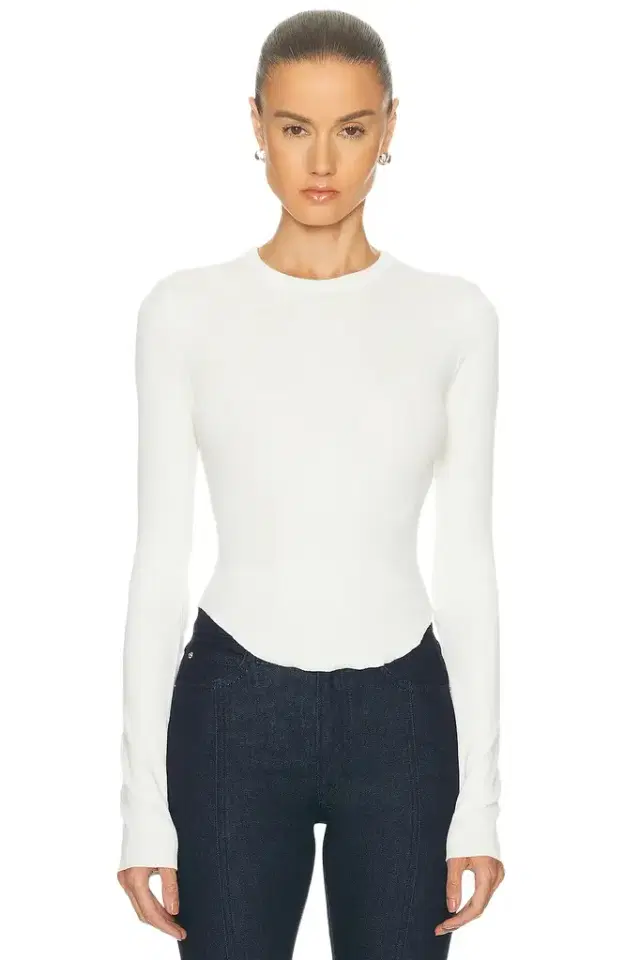 Scoop Hem Long Sleeve Tee Scoop Hem Long Sleeve Tee
