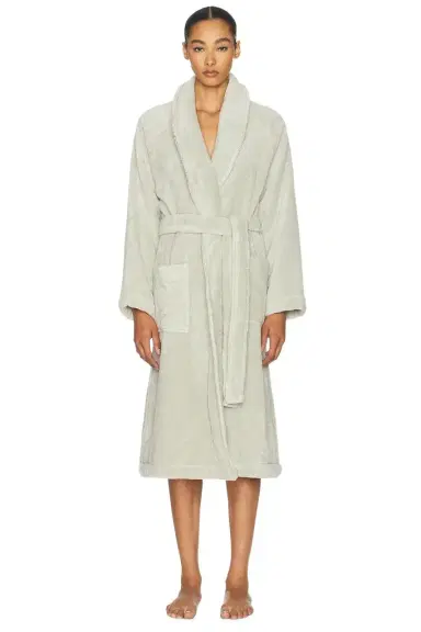 Parachute Classic Plush Robe | Thumbnail 1