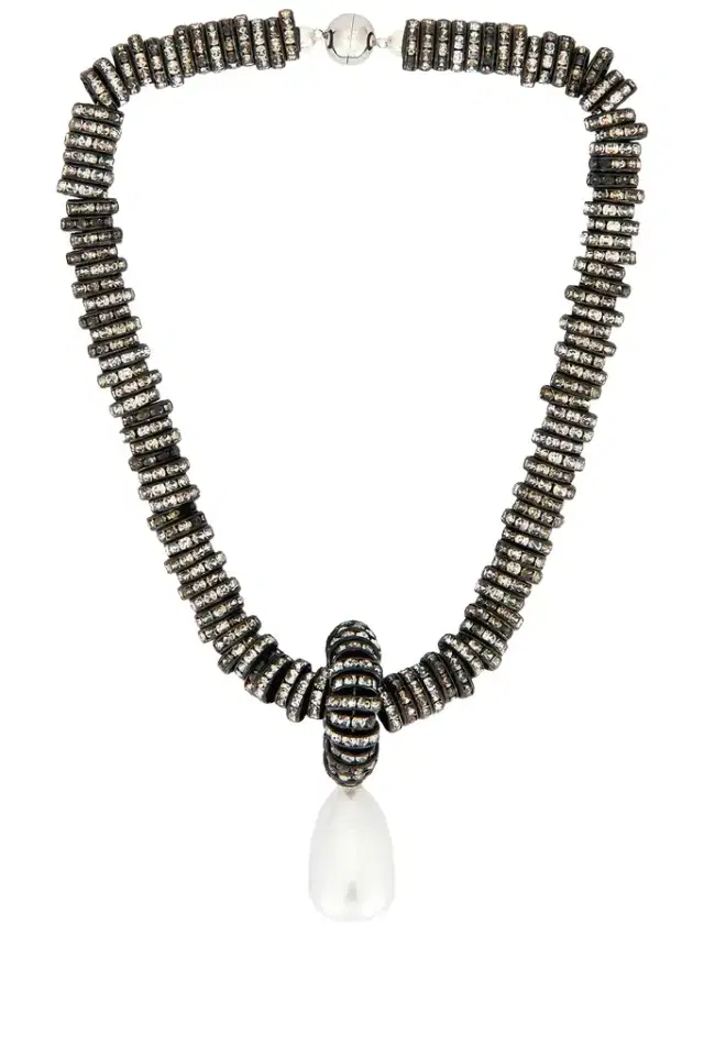 Julietta Pearl Drop Necklace
