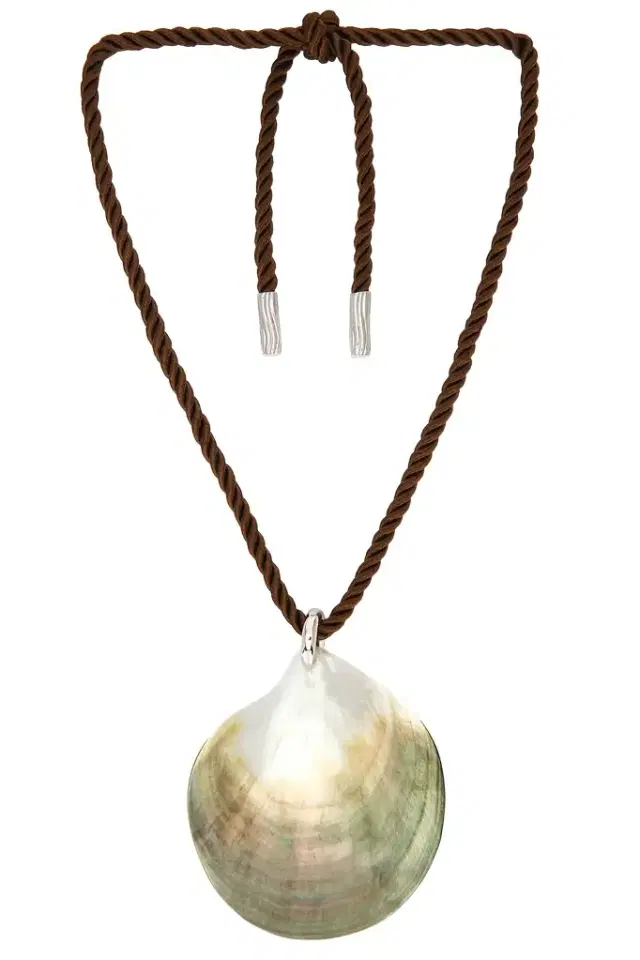 Julietta Shell Necklace