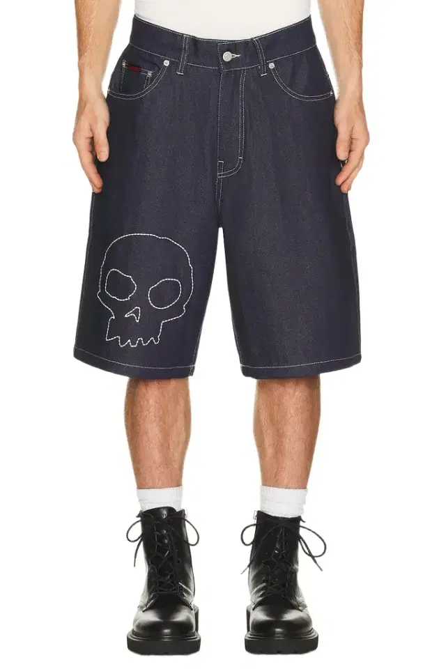 Pleasures x Zero Skateboards Skull Jorts