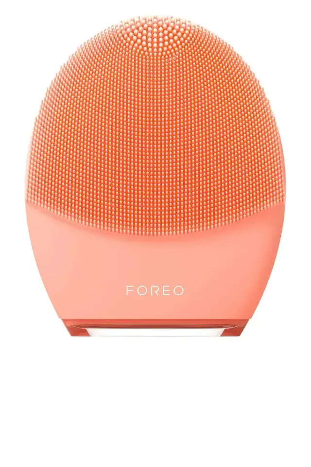 Foreo Luna 4 Facial Cleansing & Firming Device For Balanced Skin