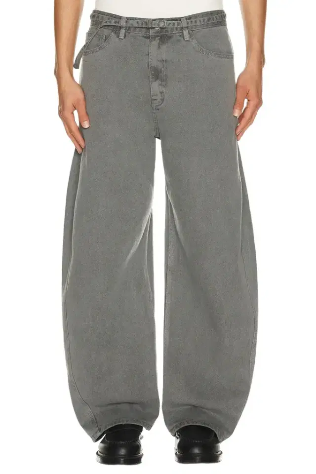 LE 17 SEPTEMBRE Garment Dyed Curved Jeans