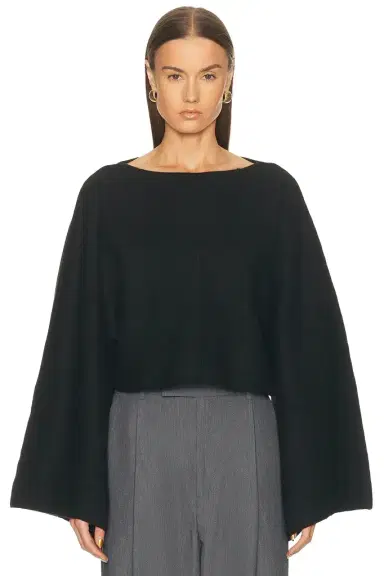 EAVES Whinnie Knit Cape | Thumbnail 1