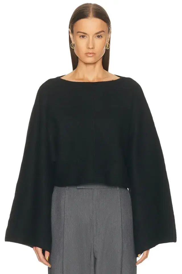 EAVES Whinnie Knit Cape